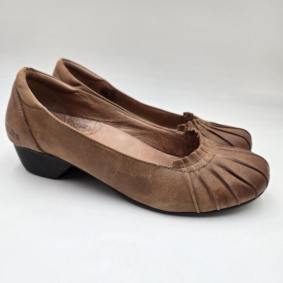 Taos Calypso Women's Heel Pump Comfort Pleated Slip-On Leather 8 Brown Comfort - Picture 1 of 9